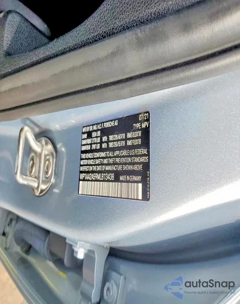 2021 Porsche Macan from USA, damaged, VIN WP1AA2A59MLB13438